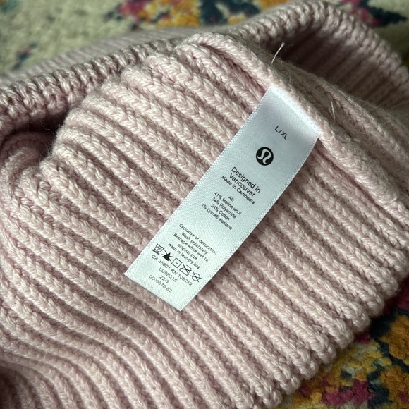 lululemon pale pink knit beanie - Picture 4 of 4